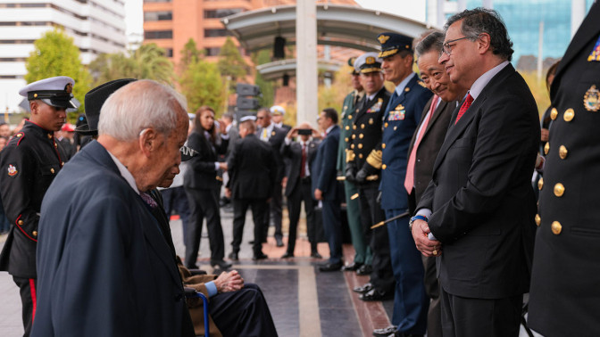 Condecoraciones-veteranos-ceremonia-conmemoracion.jpg